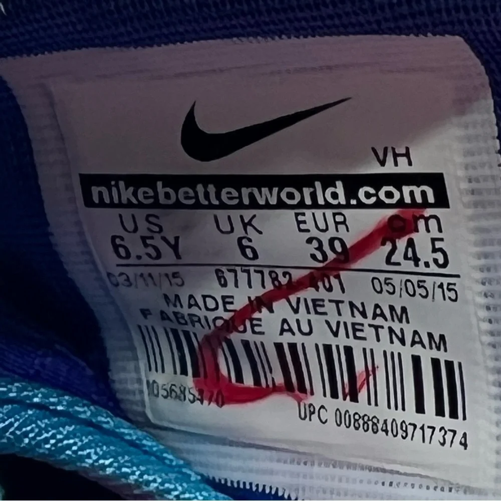 Nike Roshe Run Print 677782-401 Youth Size 6.5Y / Womens 8 Lightning Print Blue